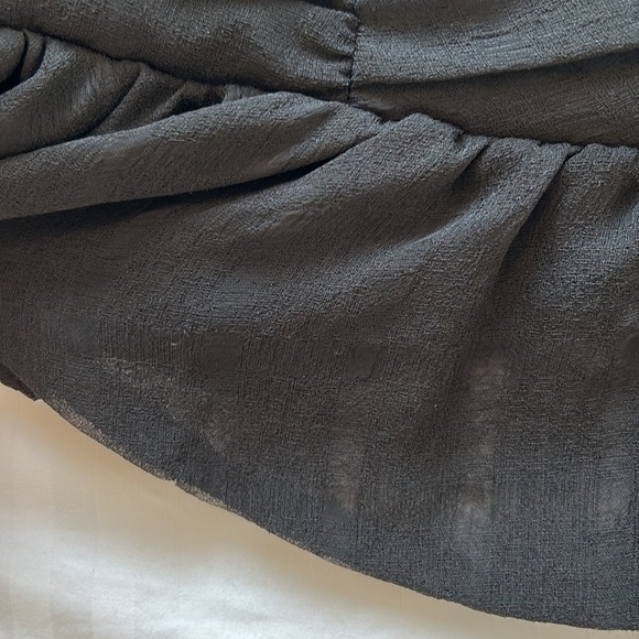 Ruffle Top - Picture 4 of 4